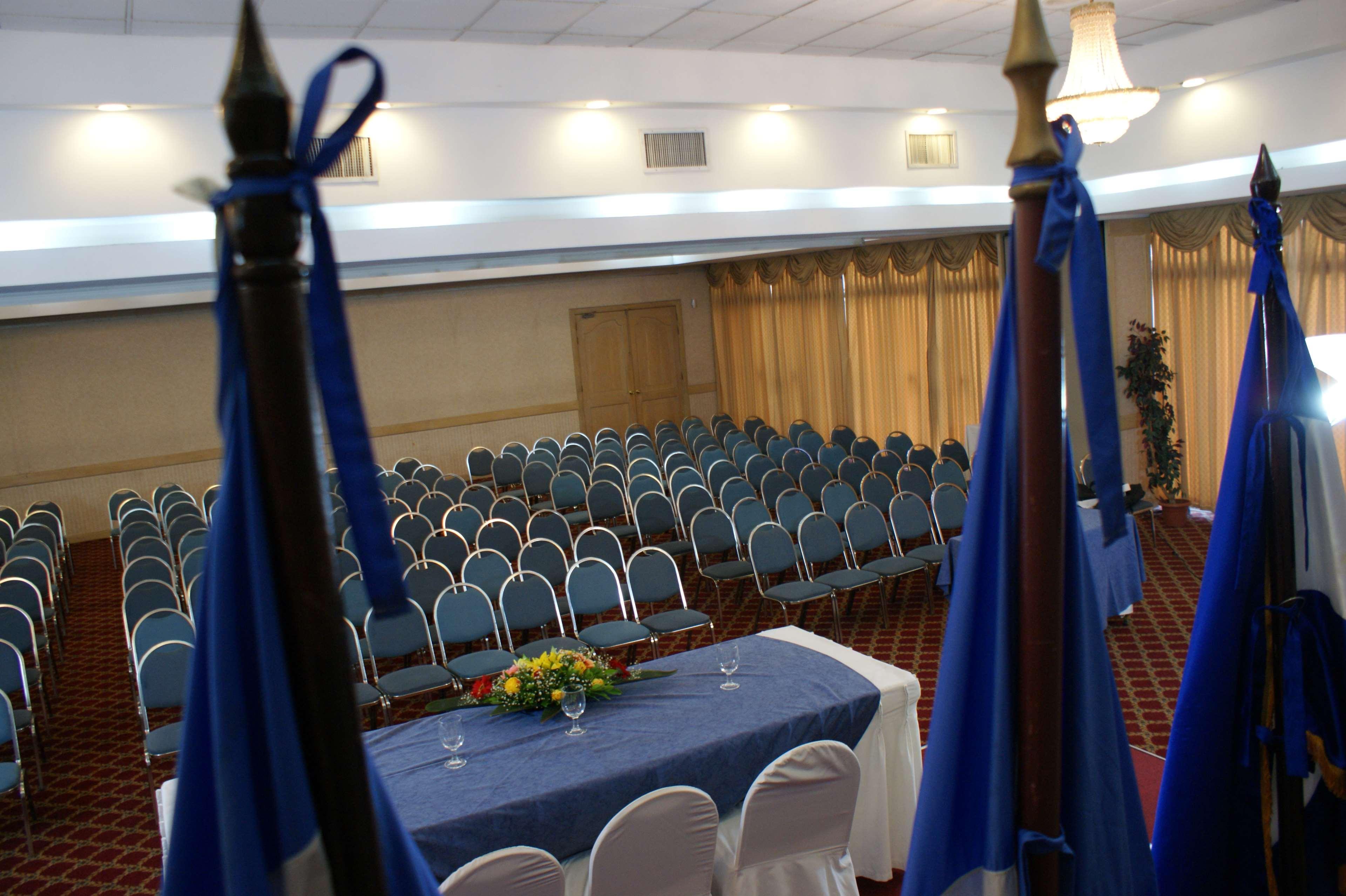 Best Western Plus - Magee Inn & Suites Zewnętrze zdjęcie